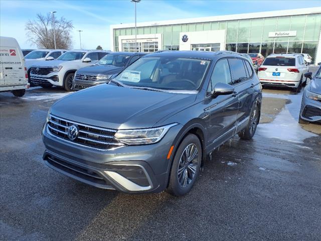 new 2024 Volkswagen Tiguan car, priced at $30,614