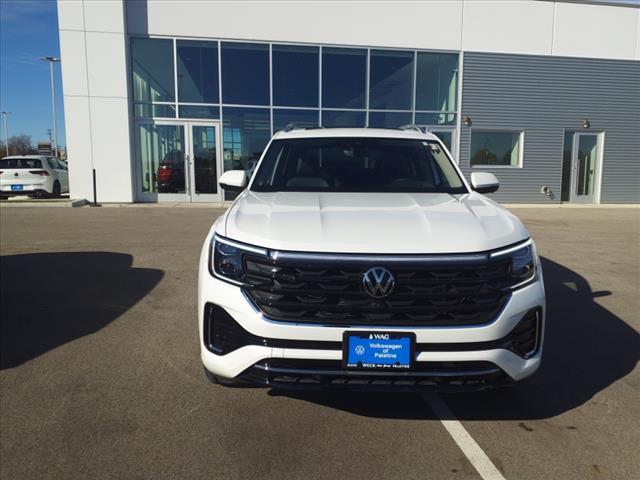 used 2024 Volkswagen Atlas car, priced at $47,914