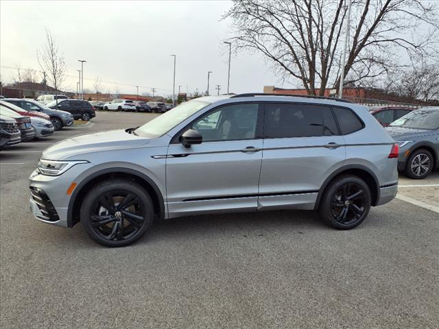 new 2024 Volkswagen Tiguan car, priced at $33,912