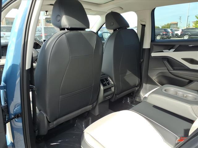 new 2025 Volkswagen Tiguan car, priced at $35,404