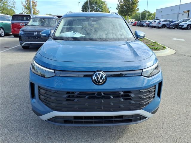 new 2025 Volkswagen Tiguan car, priced at $35,404