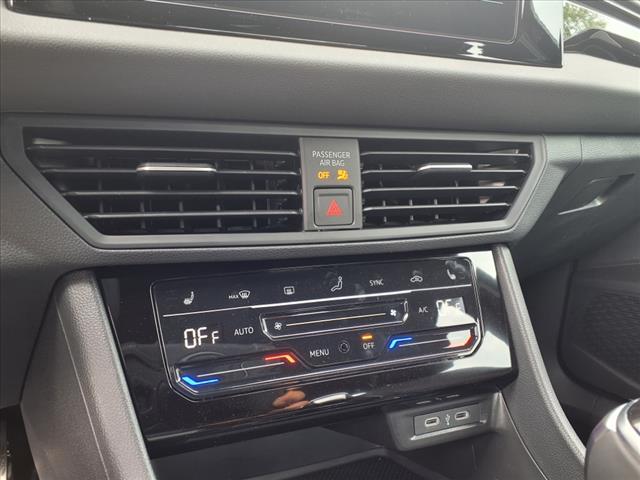used 2025 Volkswagen Jetta car, priced at $24,884