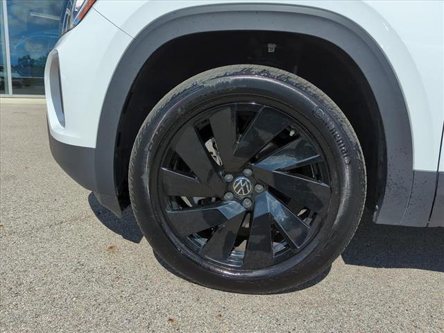 used 2024 Volkswagen Atlas car, priced at $36,798