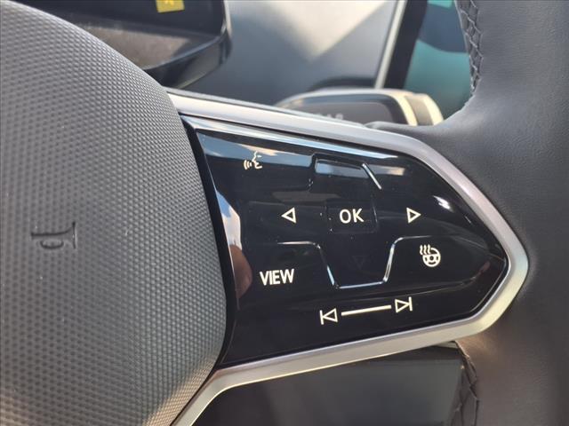 new 2025 Volkswagen ID.4 car, priced at $60,526