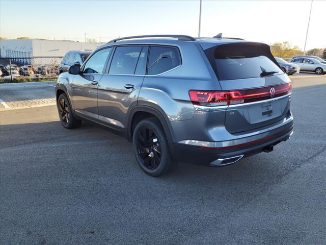 new 2025 Volkswagen Atlas car, priced at $44,221