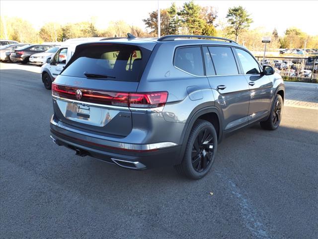 new 2025 Volkswagen Atlas car, priced at $44,221