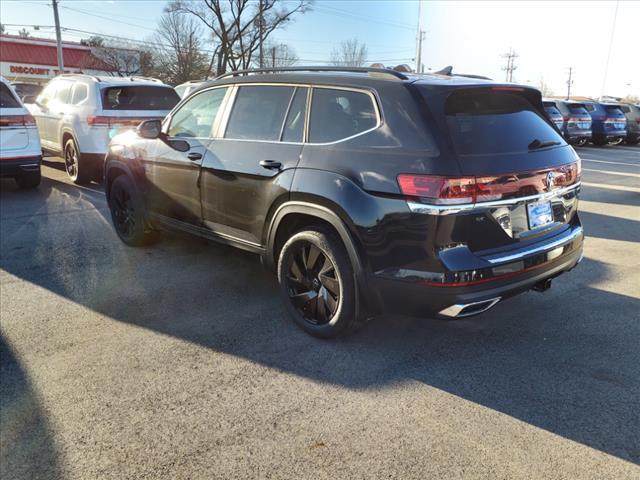 new 2025 Volkswagen Atlas car, priced at $45,121