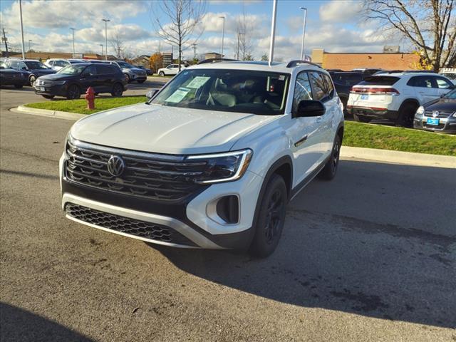 new 2025 Volkswagen Atlas car, priced at $45,414