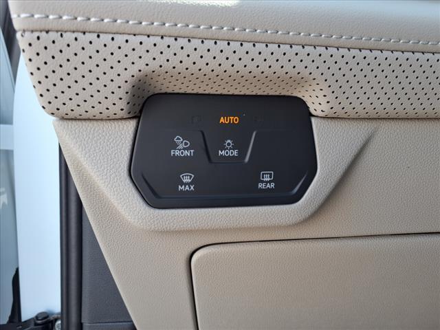 new 2025 Volkswagen Atlas car, priced at $51,411