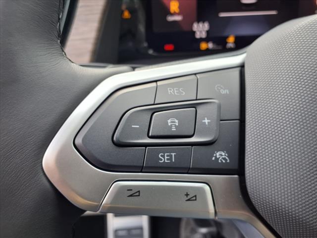 new 2025 Volkswagen Atlas car, priced at $51,544