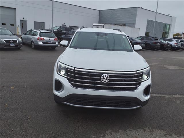 new 2024 Volkswagen Atlas car, priced at $41,621