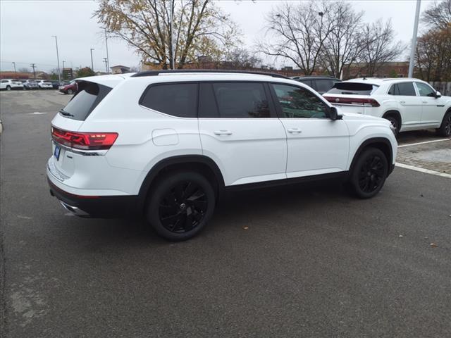 new 2024 Volkswagen Atlas car, priced at $41,621