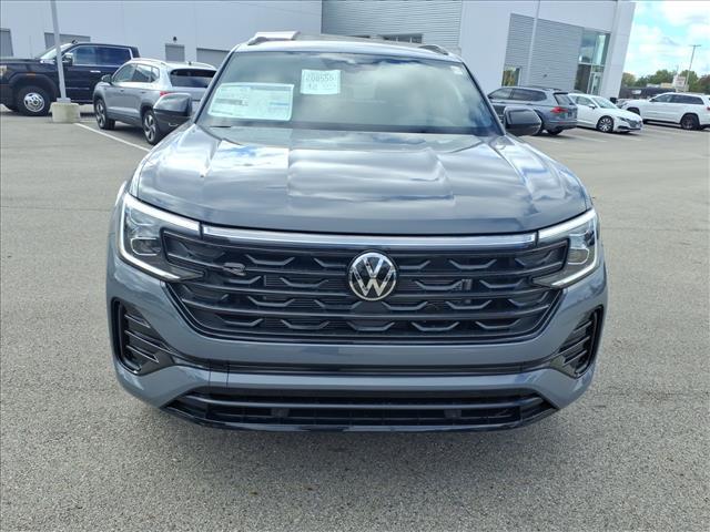 new 2026 Volkswagen Atlas Cross Sport car, priced at $50,504