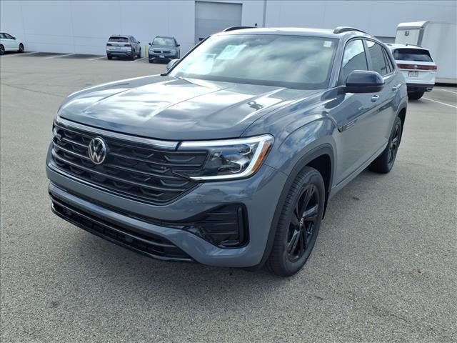 new 2026 Volkswagen Atlas Cross Sport car, priced at $50,504
