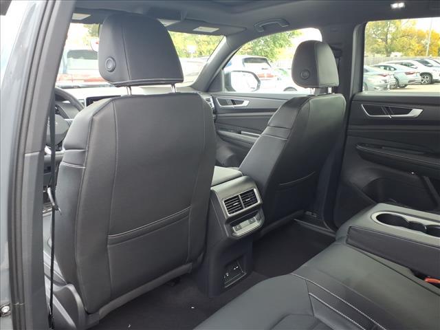 new 2026 Volkswagen Atlas Cross Sport car, priced at $50,504