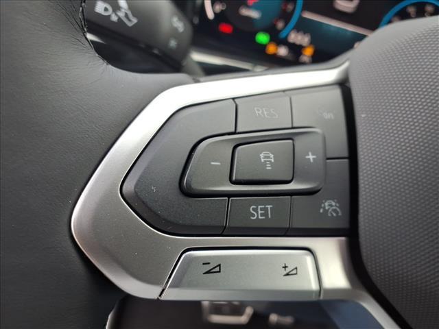 new 2026 Volkswagen Atlas Cross Sport car, priced at $50,504