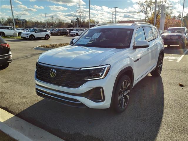 new 2025 Volkswagen Atlas car, priced at $52,721