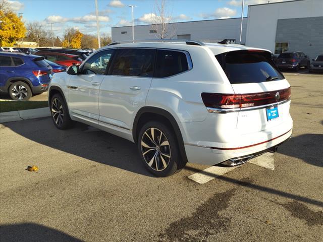 new 2025 Volkswagen Atlas car, priced at $52,721