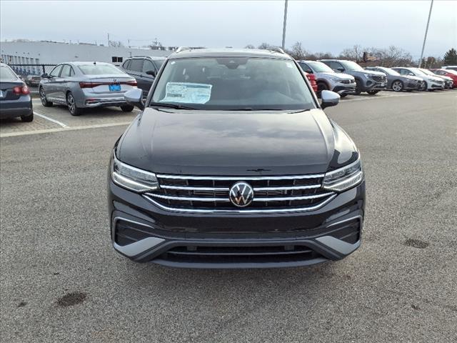 new 2024 Volkswagen Tiguan car, priced at $36,055