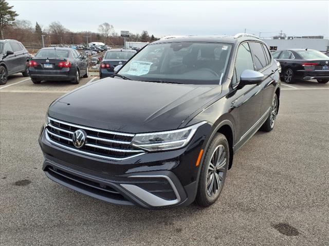 new 2024 Volkswagen Tiguan car, priced at $36,055