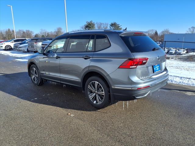 new 2024 Volkswagen Tiguan car, priced at $31,114