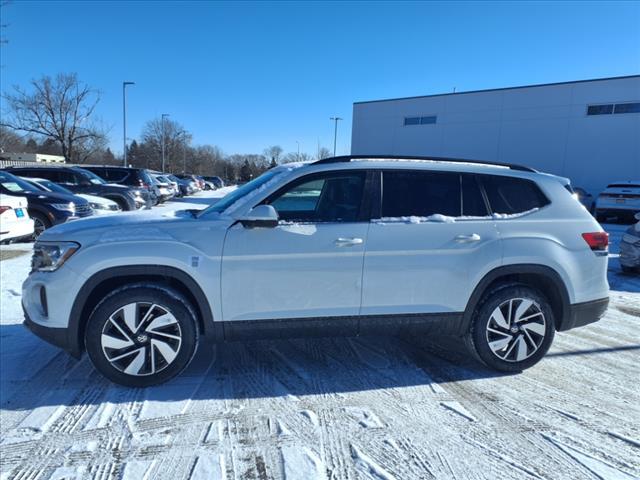 new 2025 Volkswagen Atlas car, priced at $43,714