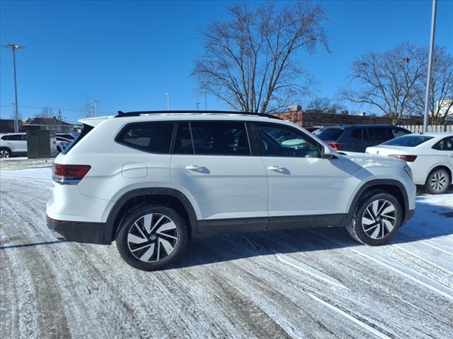 new 2025 Volkswagen Atlas car, priced at $43,714