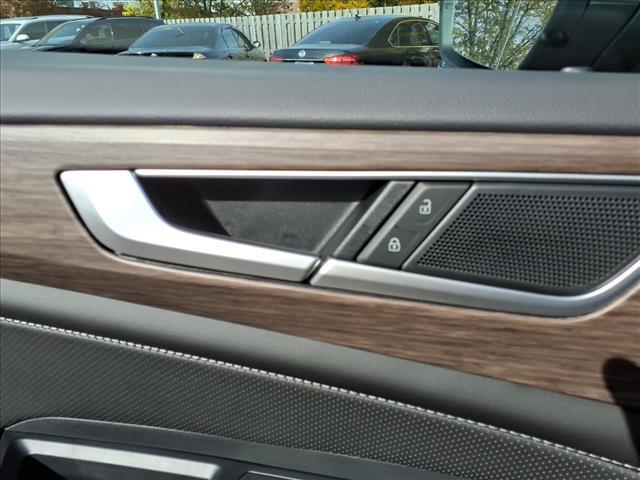 new 2026 Volkswagen Atlas car, priced at $49,214