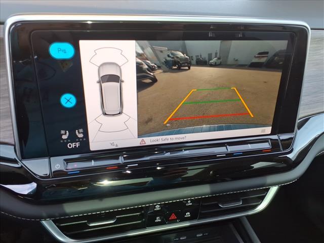 new 2026 Volkswagen Atlas car, priced at $49,214