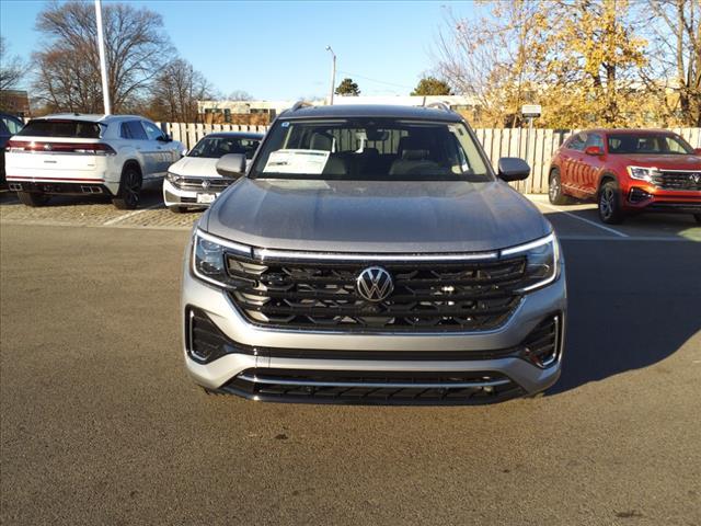 new 2025 Volkswagen Atlas car, priced at $52,421