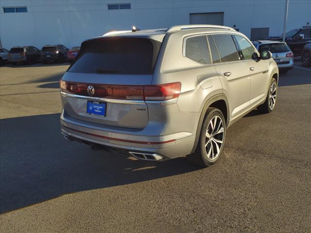 new 2025 Volkswagen Atlas car, priced at $52,421