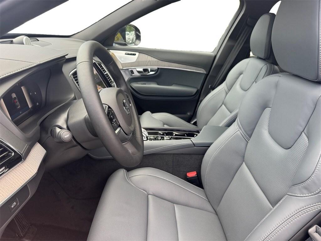 new 2025 Volvo XC90 car, priced at $79,095