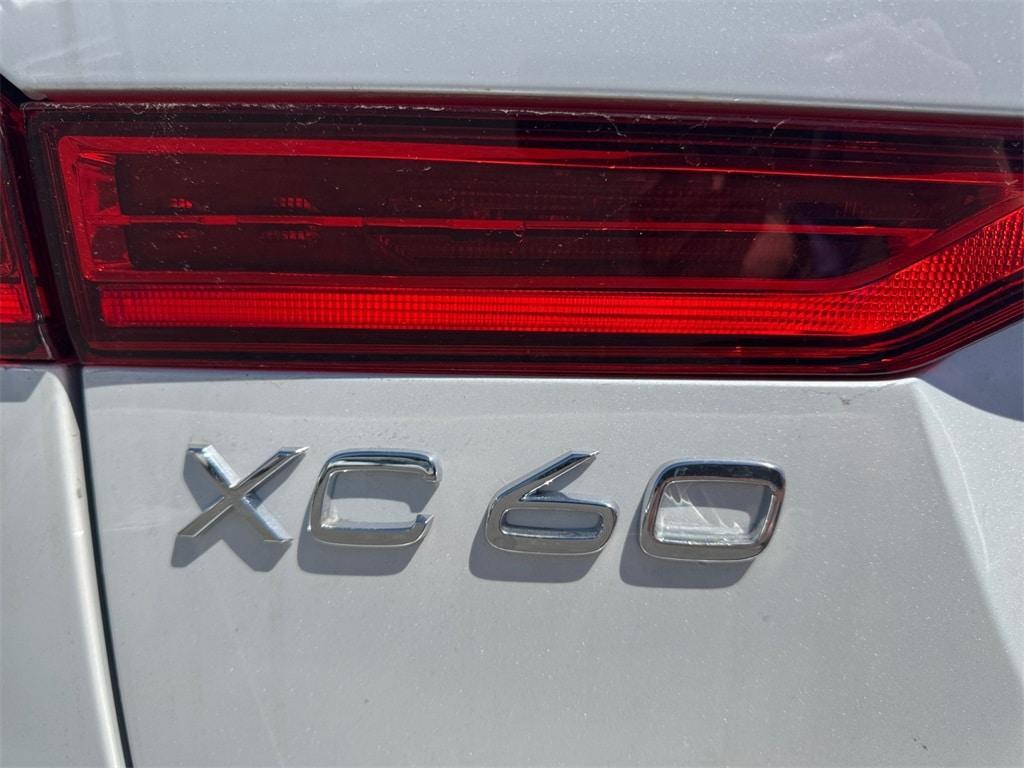 new 2025 Volvo XC60 Plug-In Hybrid car, priced at $65,810