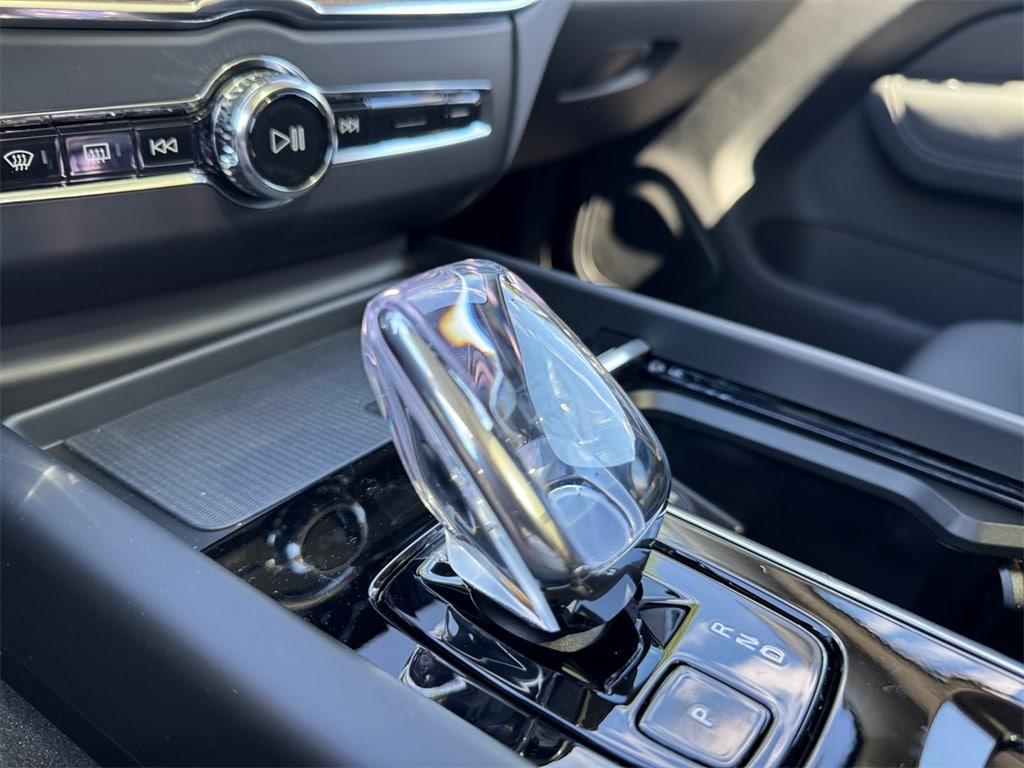 new 2026 Volvo XC60 car, priced at $69,660