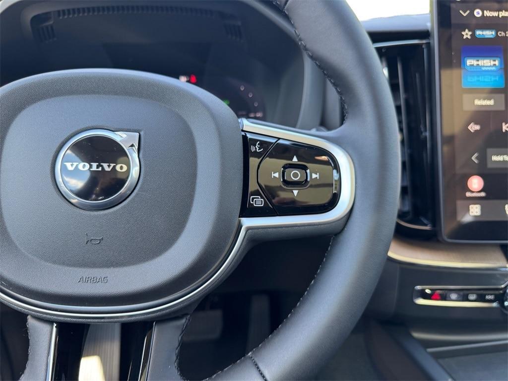 new 2026 Volvo XC60 car, priced at $69,660