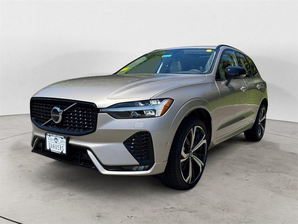 new 2025 Volvo XC60 car, priced at $60,660