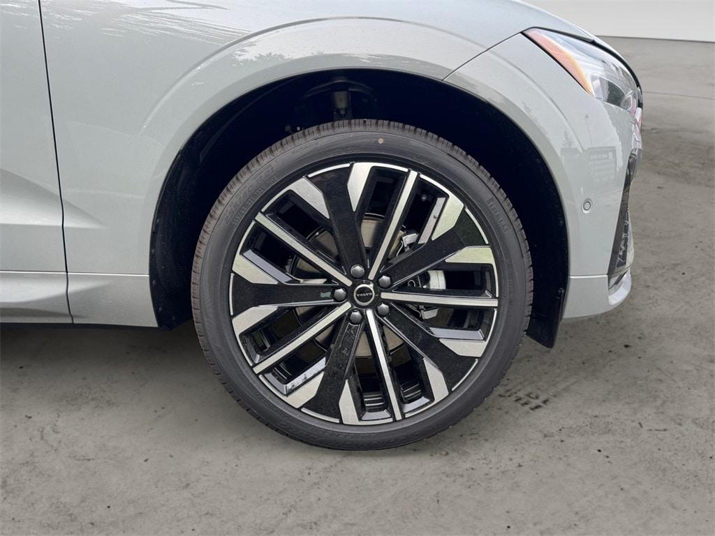 new 2026 Volvo XC60 car, priced at $65,299