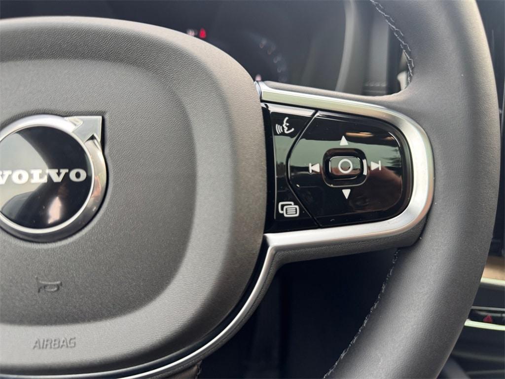 new 2026 Volvo XC60 car, priced at $65,299