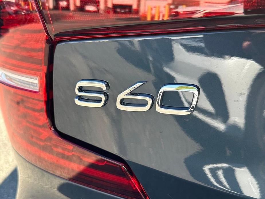 new 2024 Volvo S60 car