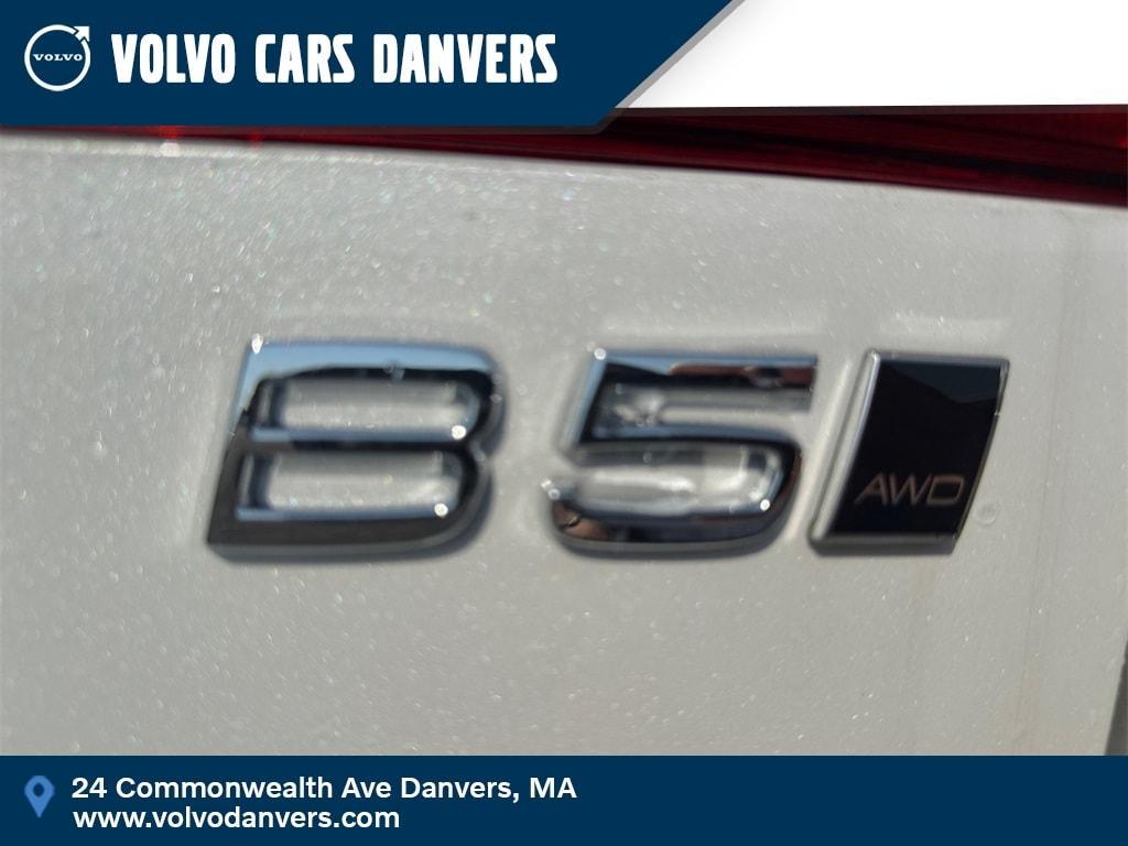 new 2026 Volvo XC60 car, priced at $58,909