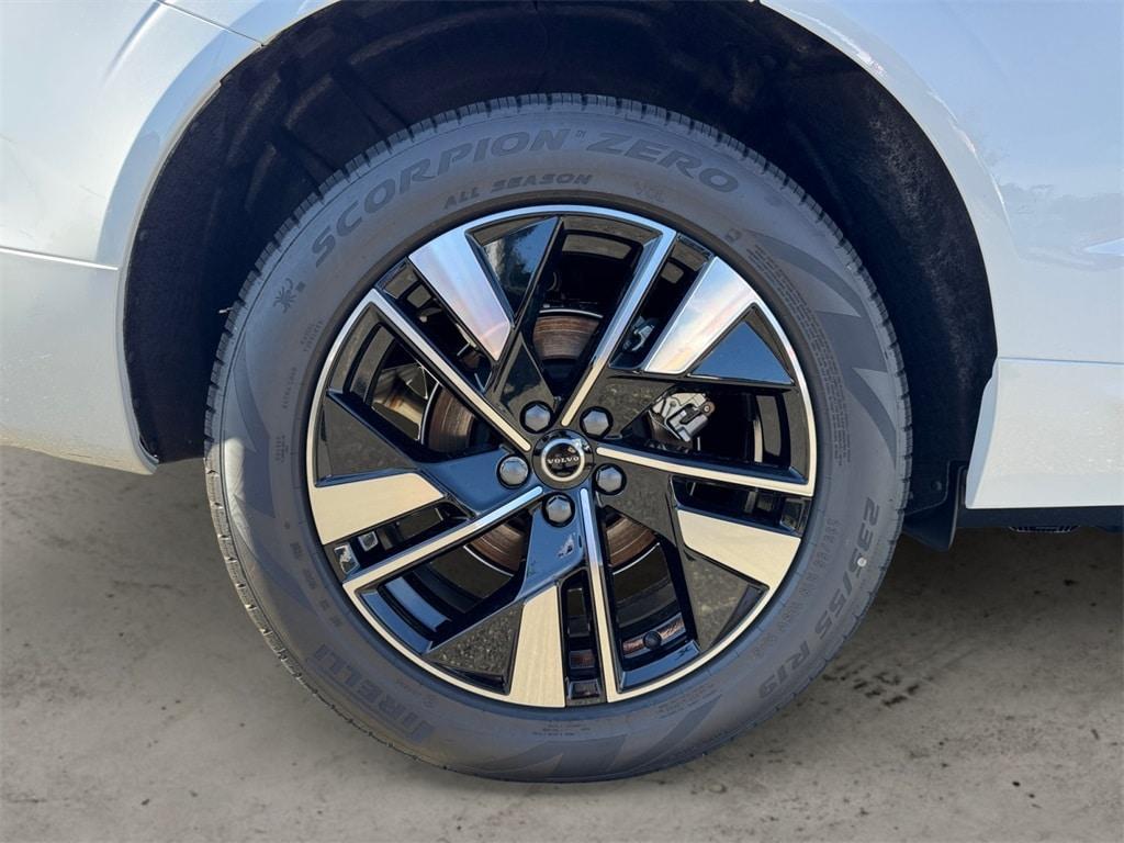 new 2026 Volvo XC60 car, priced at $58,909
