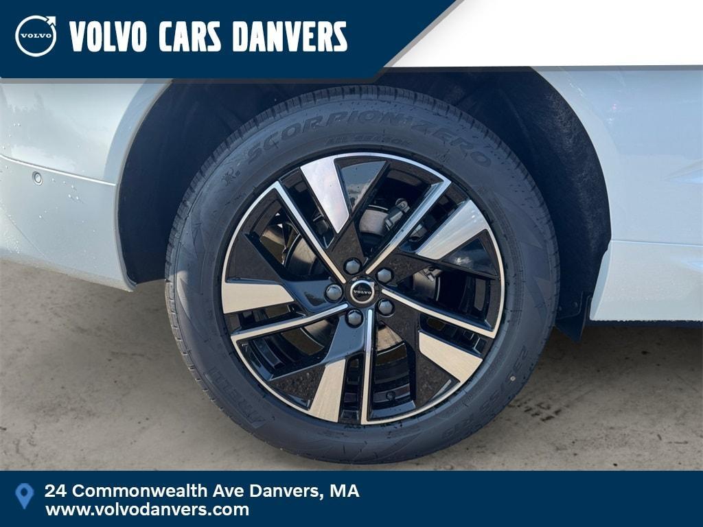 new 2026 Volvo XC60 car, priced at $58,909