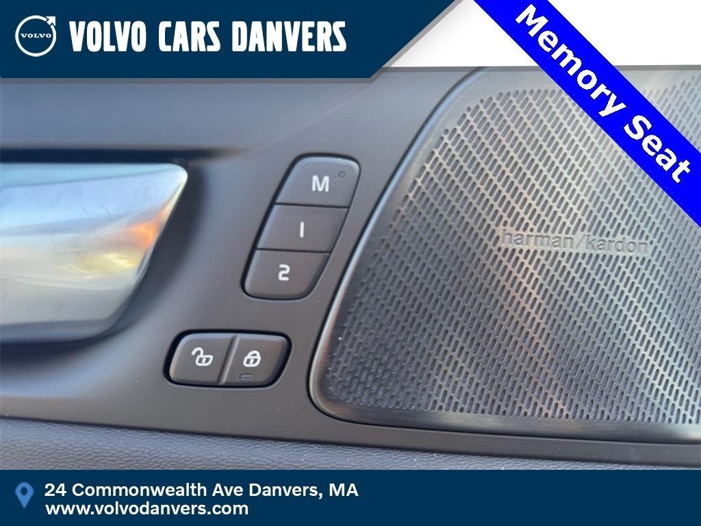 new 2026 Volvo XC60 car, priced at $58,909