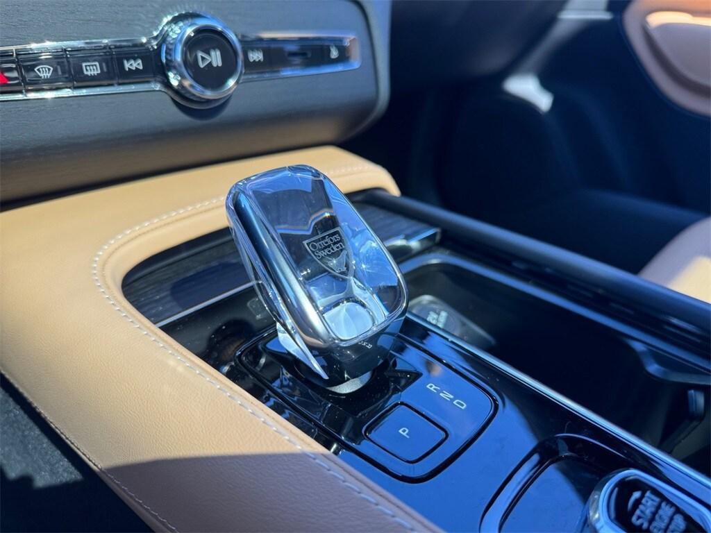 new 2025 Volvo XC90 car, priced at $73,260