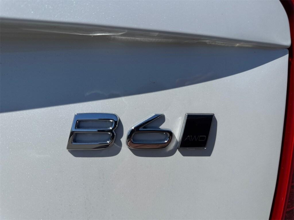 new 2025 Volvo XC90 car, priced at $73,260