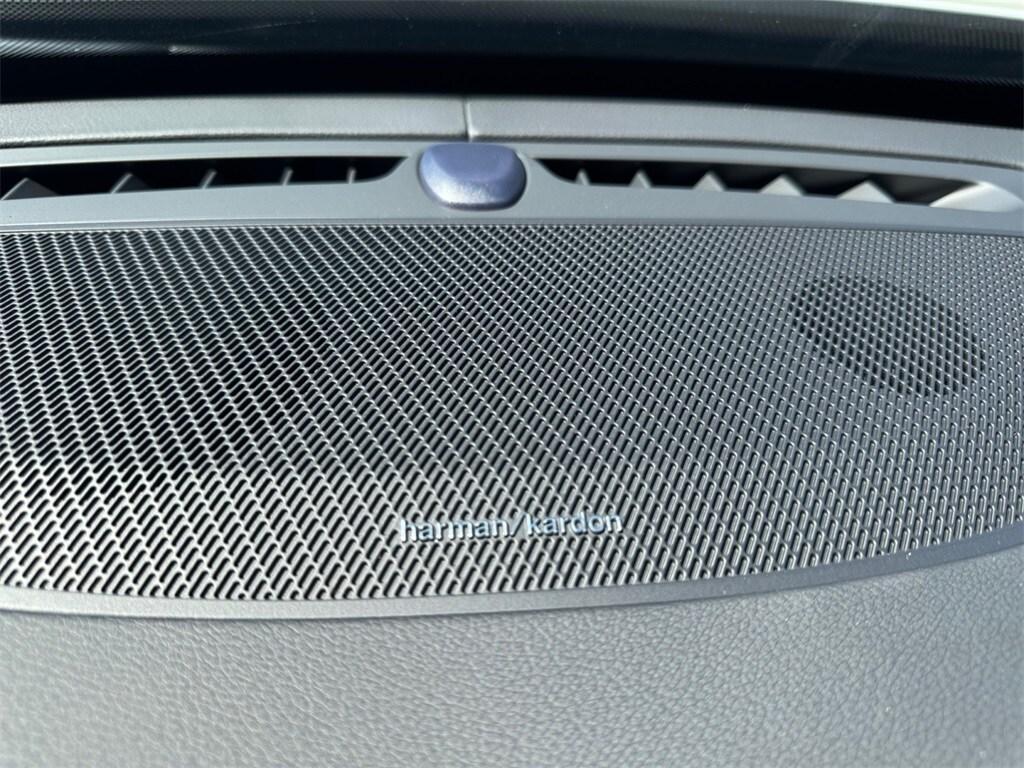 new 2025 Volvo XC90 car, priced at $73,260