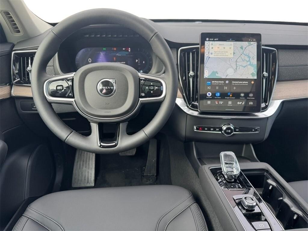 new 2025 Volvo XC90 car