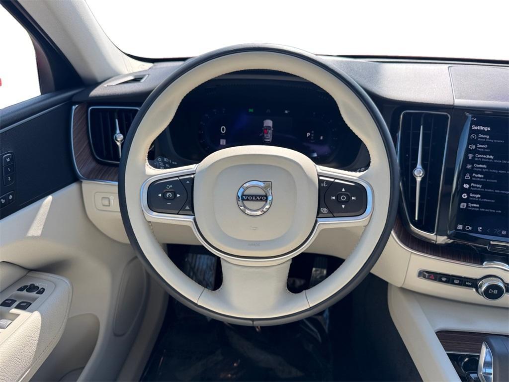 used 2022 Volvo XC60 car, priced at $34,808