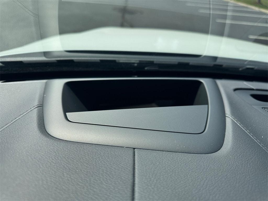 new 2025 Volvo V60 Cross Country car