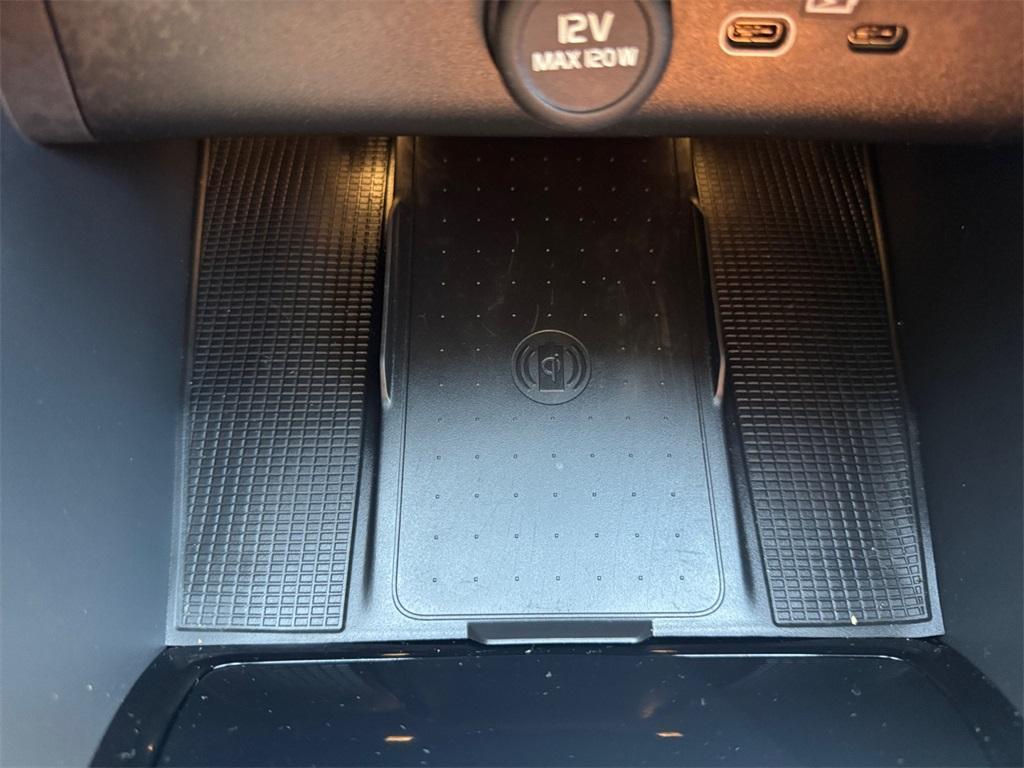 used 2023 Volvo XC40 car, priced at $34,527